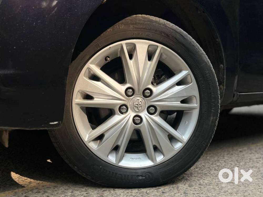 Toyota Innova Crysta