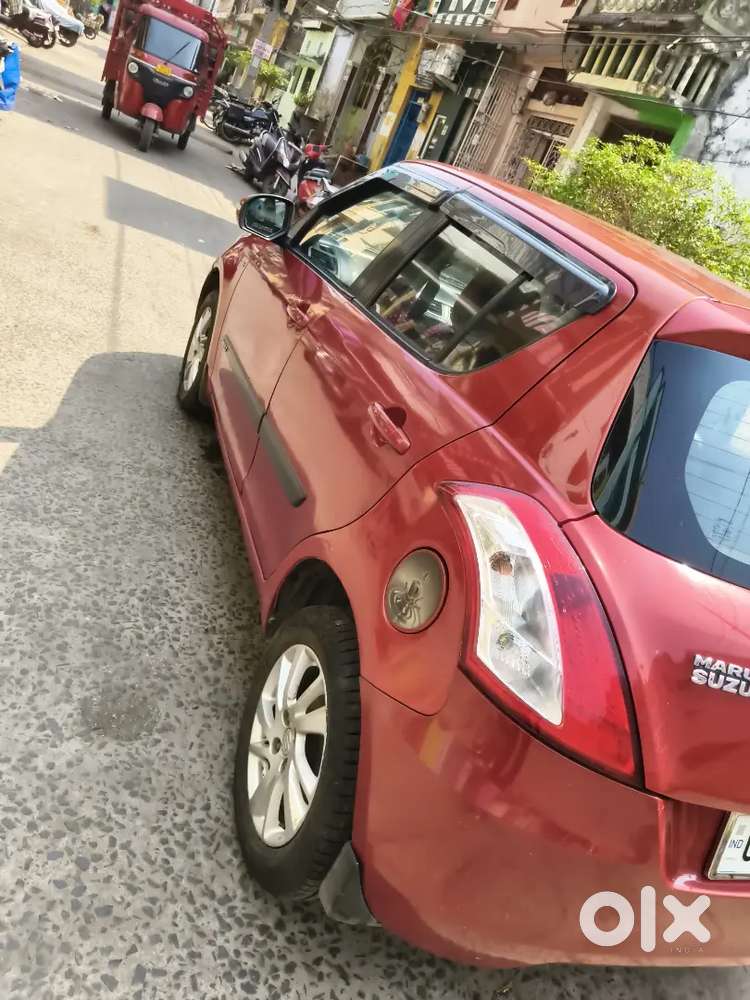 Maruti Suzuki Swift 2012 Diesel 120000 Km Driven