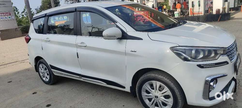 Maruti Suzuki Ertiga Lmv Hybrid 2019
