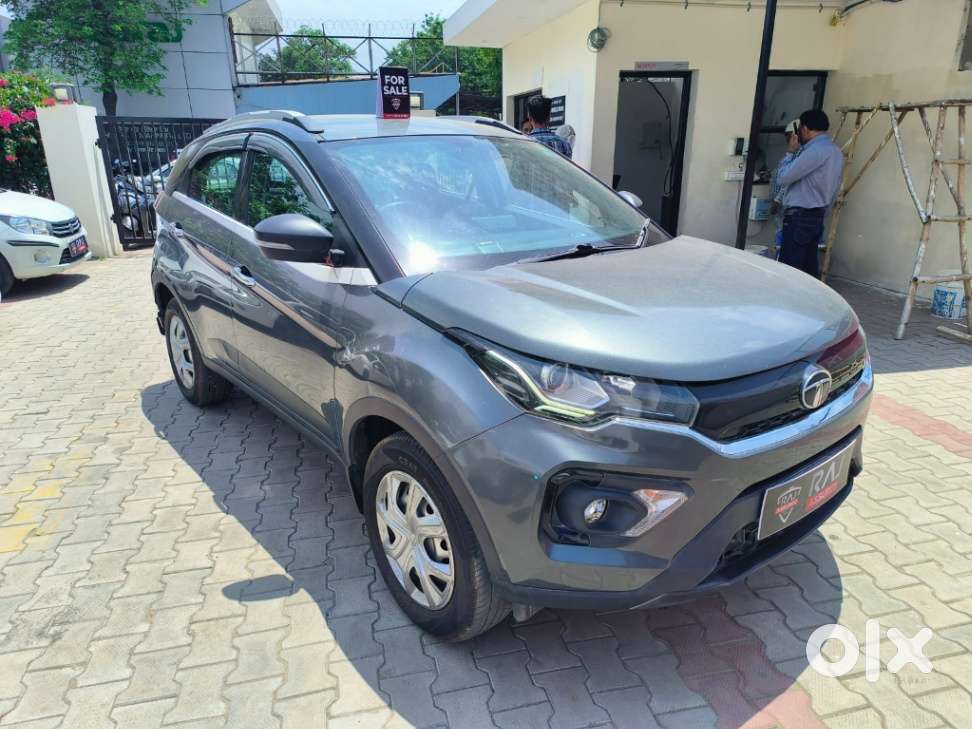 Tata Nexon 1.2 Revotron Xe, 2022, Petrol