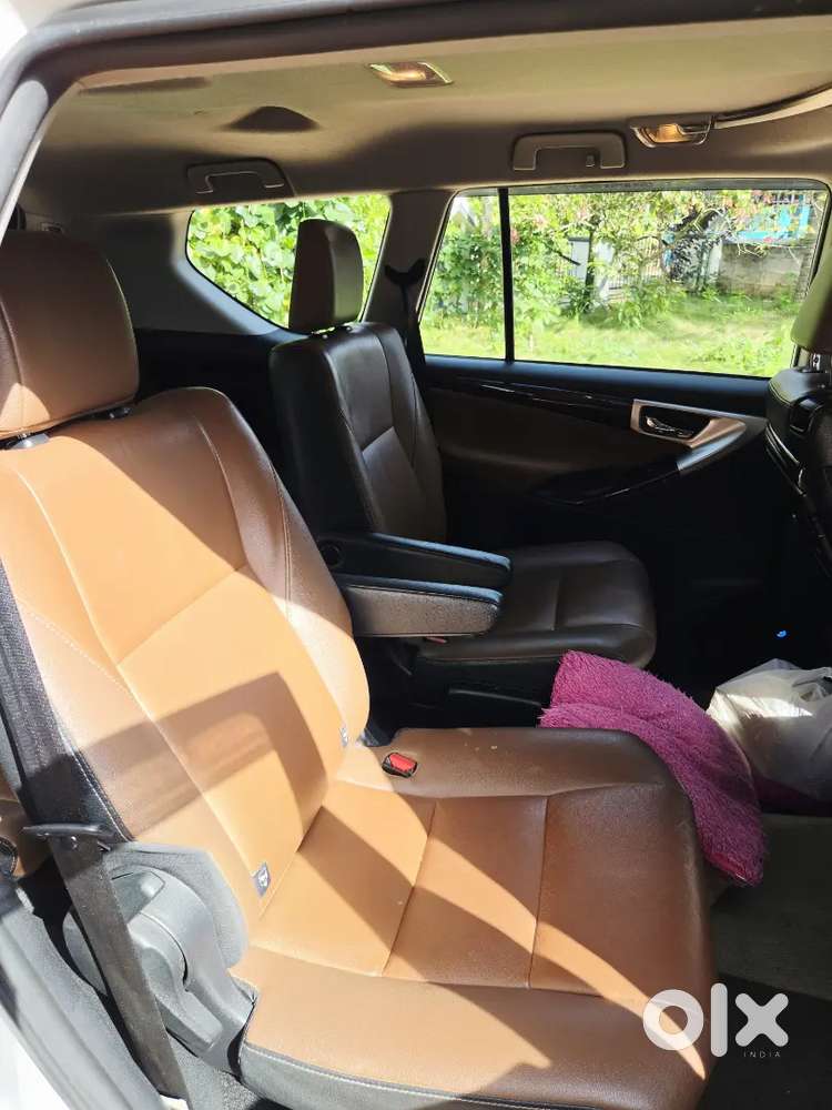 Toyota Innova Crysta 2.8z 2018