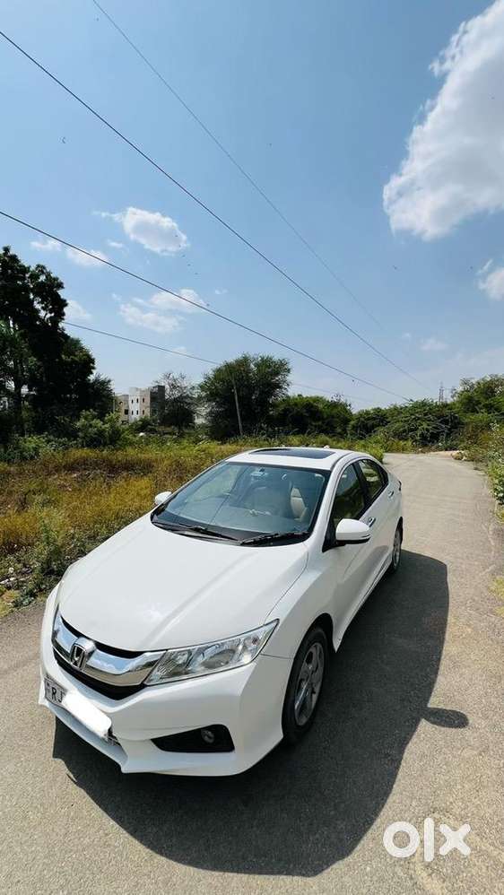 Top Model Push Button Sun Roof Well Maintain