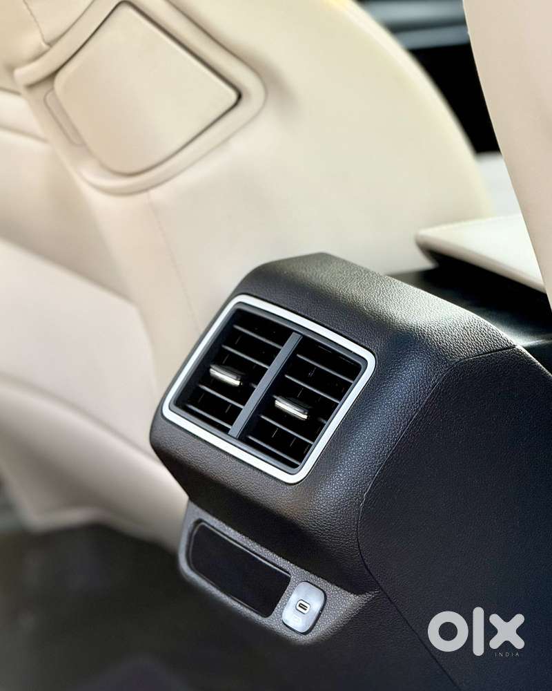 Mahindra Xuv700 2.2 Ax 7 Diesel At Luxury Pack Str Awd, 2023, Diesel