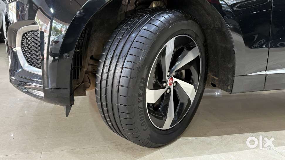 Jaguar F-pace 2.0 R Dynamic S, 2023, Petrol