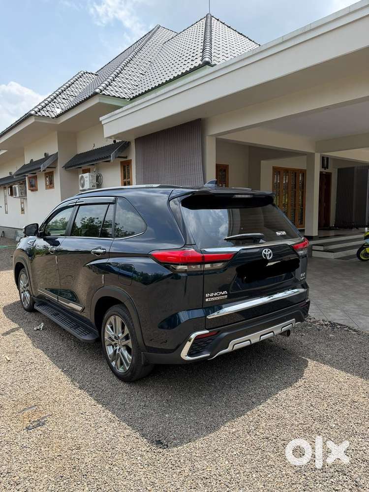 Toyota Innova Hycross Zx 2025 Petrol Hybrid