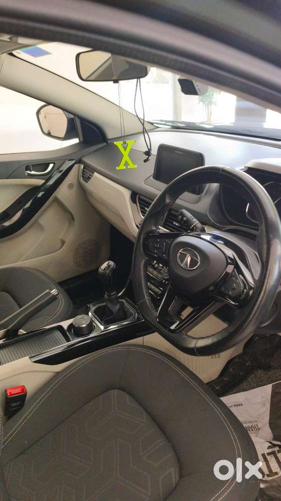 Tata Nexon, 2021, Petrol