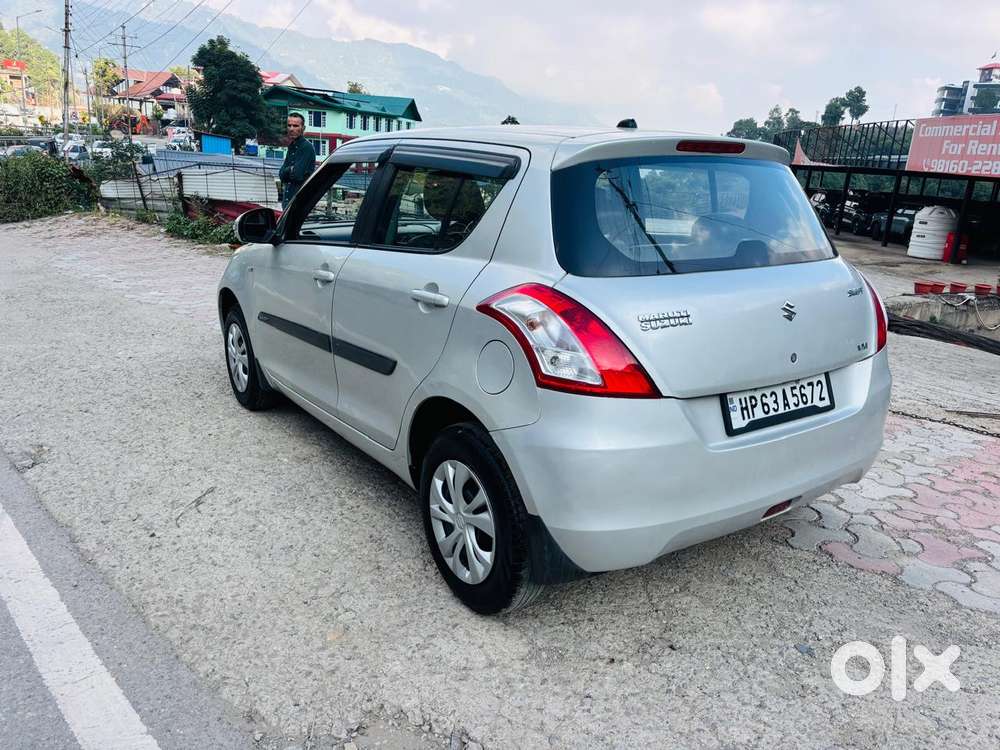 Maruti Suzuki Swift Vxi Optional, 2016, Petrol