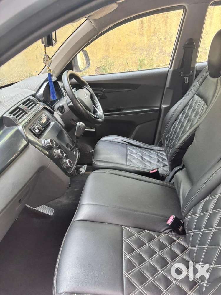 Mahindra Kuv 100 Cng Well Maintained