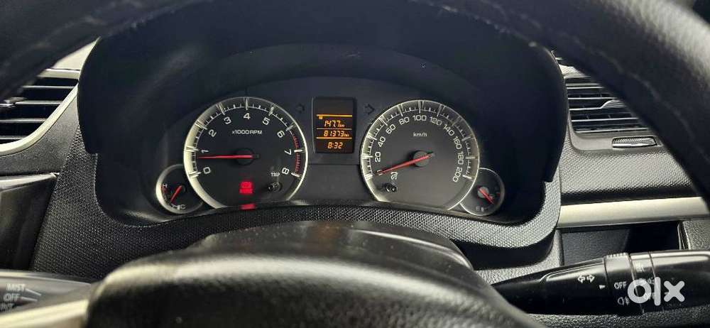 Maruti Suzuki Swift Vxi Optional, 2015, Petrol