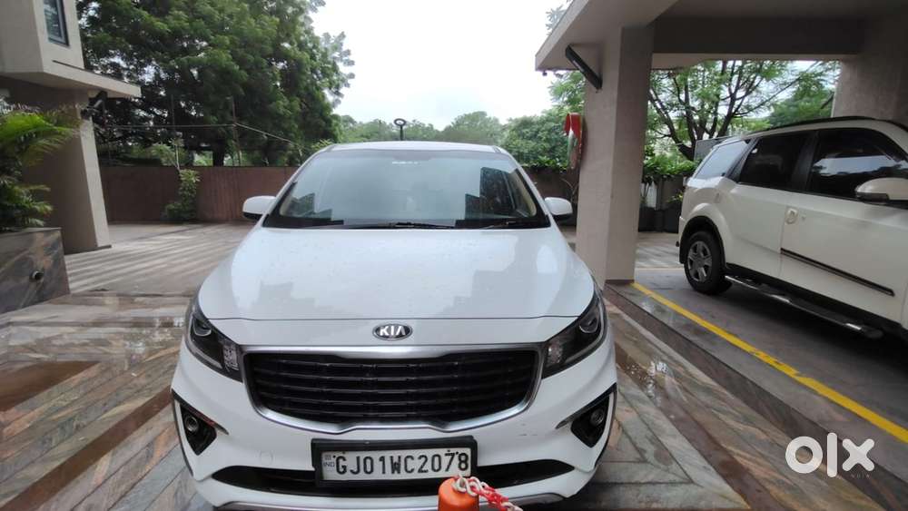 Kia Grand Carnival Well Maintened With Full Insurance