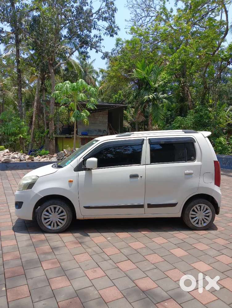 Maruti Suzuki Wagon R Vxi Bs Iv (2017) For Sale Well-maintained Petrol