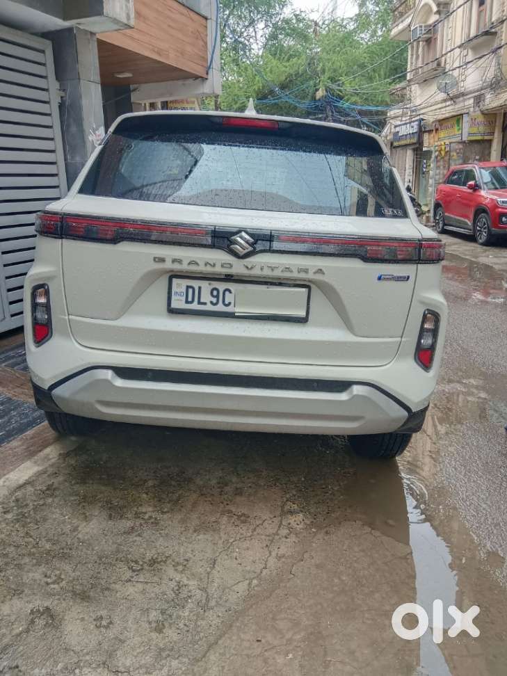 Maruti Suzuki Grand Vitara 1.5 Delta Smart Hybrid At, 2024, Petrol