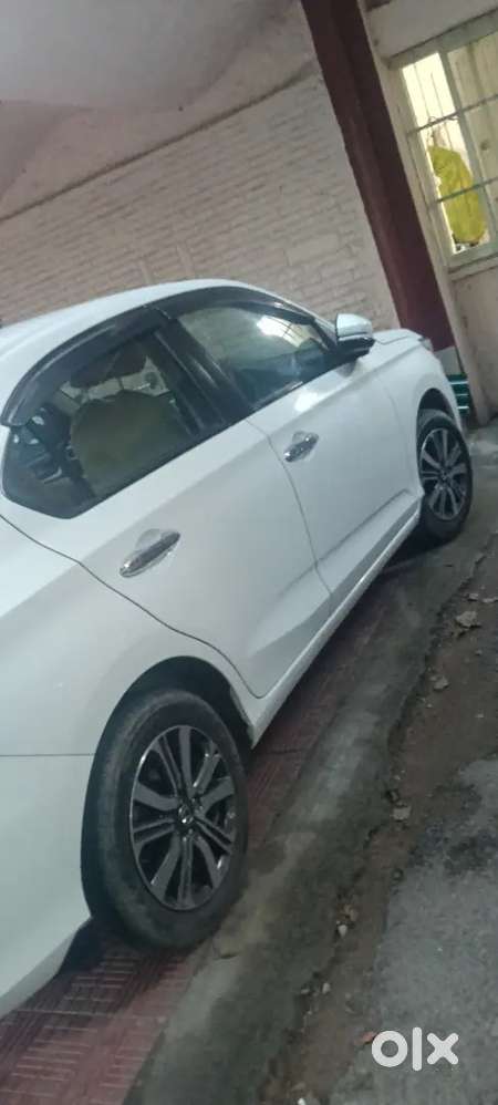 Honda Amaze 2023 Petrol