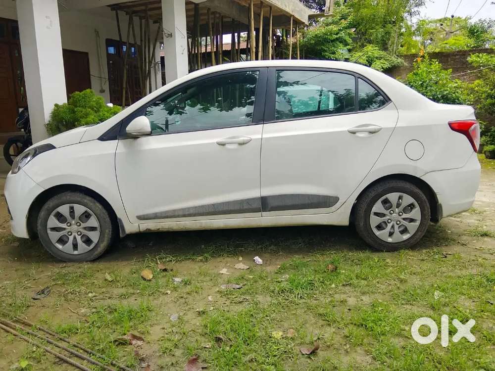 Hyundai Xcent 2015 Petrol 75000 Km Driven