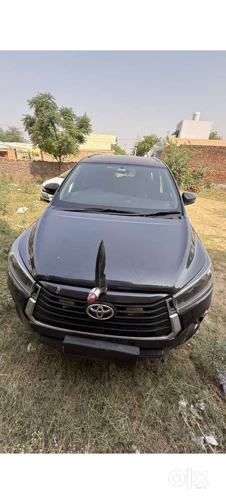 Toyota Innova Crysta 2022 Diesel 74000 Km Driven In Good Price 13.65l