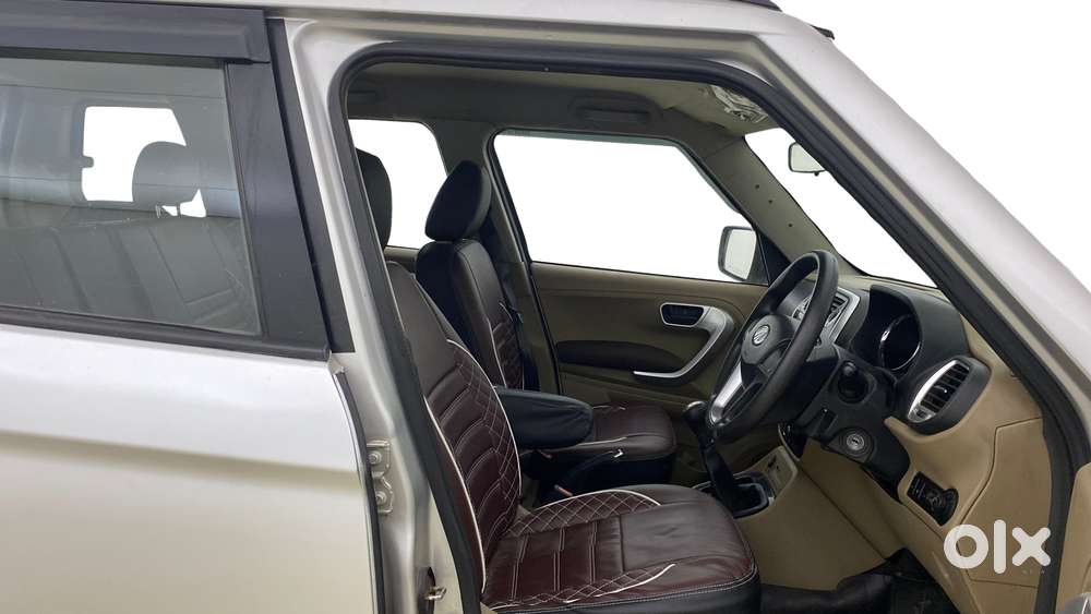 Mahindra Tuv 300 Mhawk100 T8, 2017, Diesel