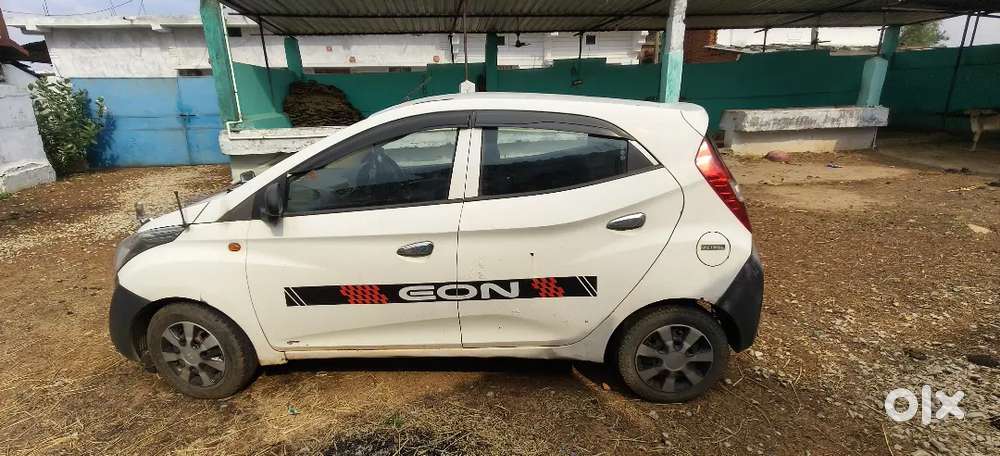 Hyundai Eon 2013 Petrol Well Maintained