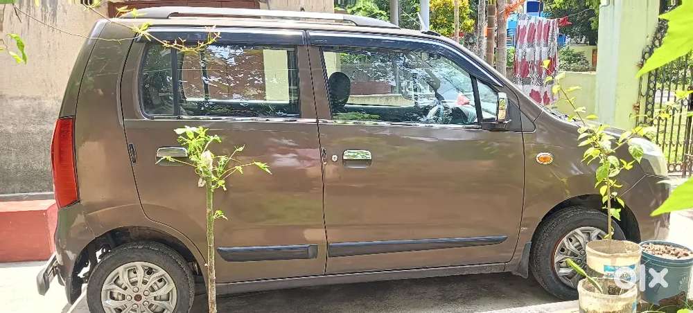 Maruti Suzuki Wagon R 2012 Lpg Well Maintained