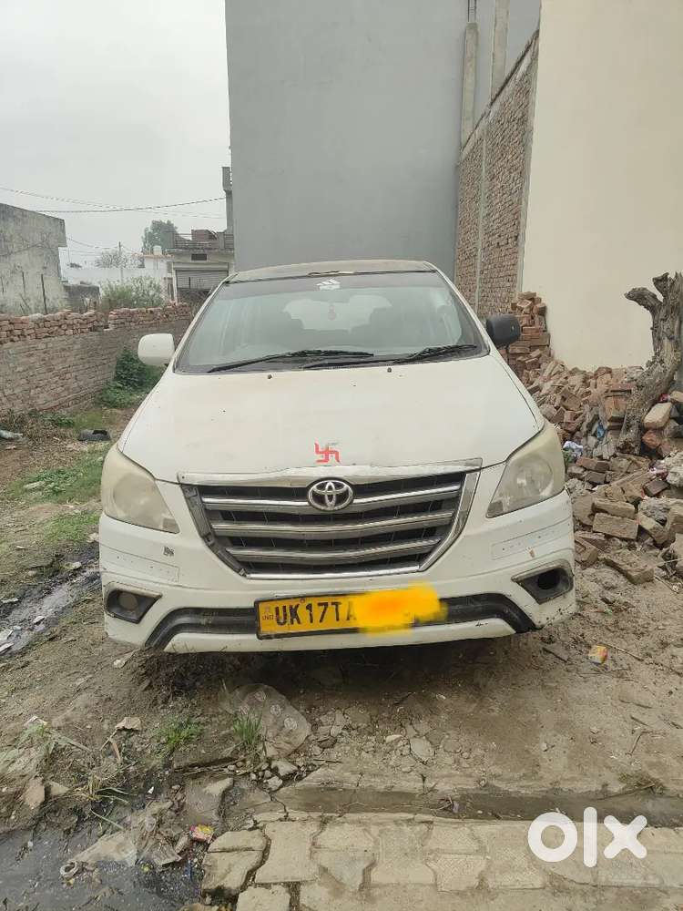 Toyota Innova 2014 Diesel 199000 Km Driven