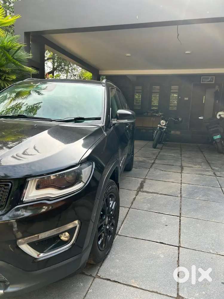 Jeep Compass Limited 2.0 Diesal Manual Black , Excellent Condtion Sale