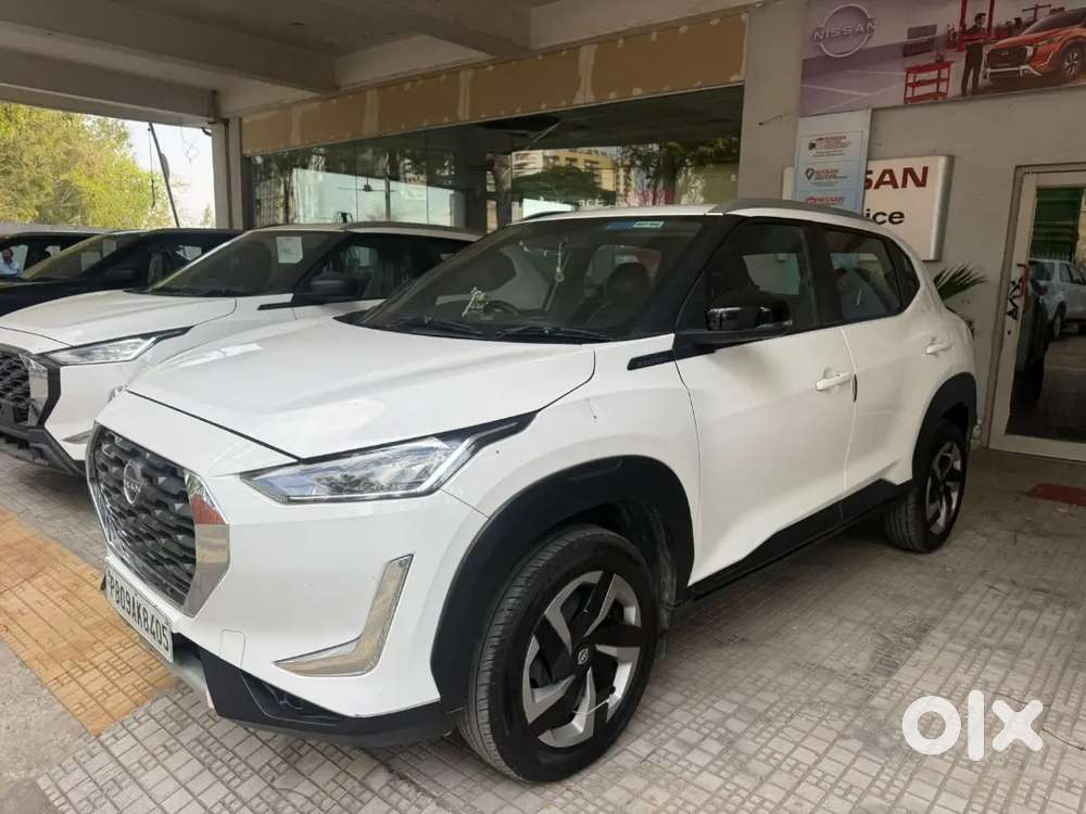 Good Condition Time To Time Service Always Wash On Nissan