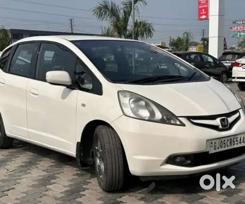 Honda Jazz 2011 Cng & Hybrids 64000 Km Driven