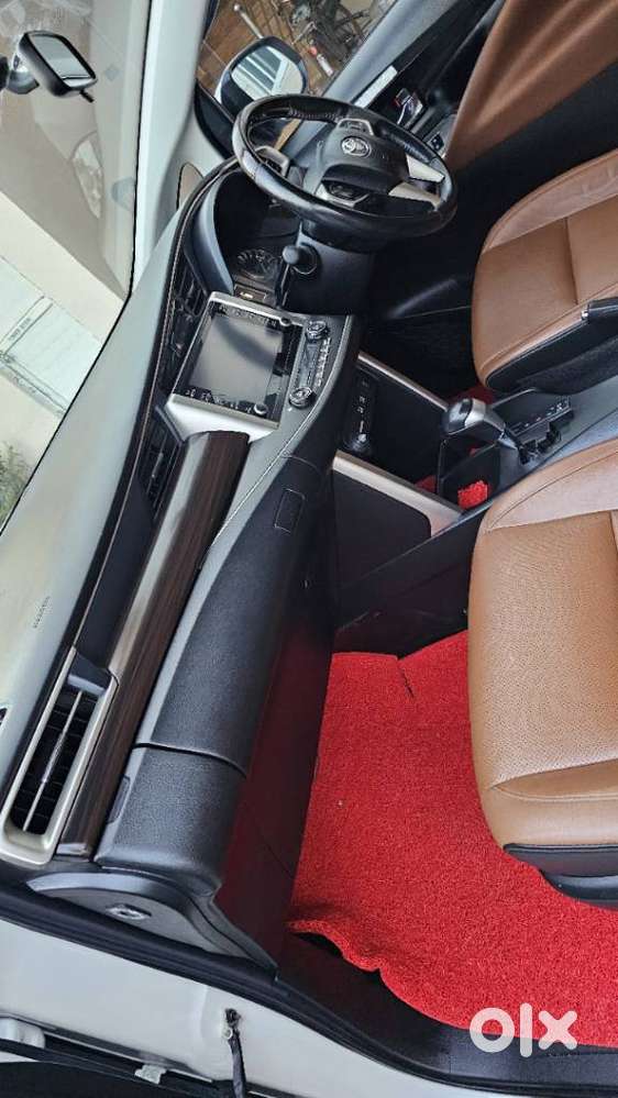 Toyota Innova Crysta 2.8z Automatic, 2021, Diesel