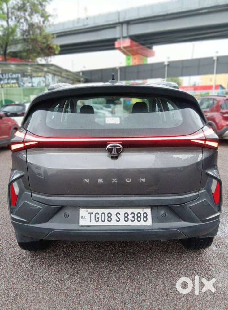 Tata Nexon Creative Plus 1.2 Revotron Petrol 6 Amt Dt, 2024, Petrol