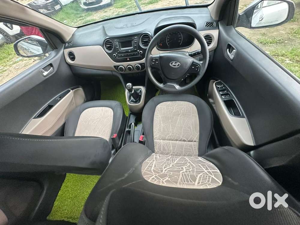 Hyundai Grand I10 Sportz, 2016, Petrol