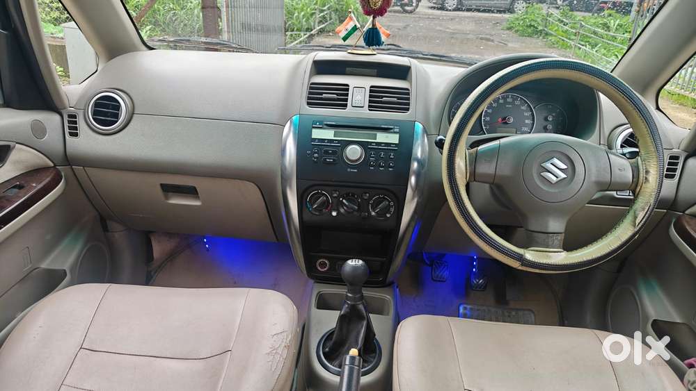 Maruti Suzuki Sx4 Vxi Bsiv, 2013, Cng & Hybrids