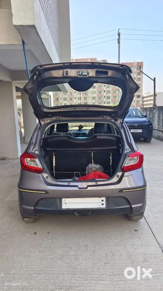Tata Tiago Xz Petrol Excellent Condition/single Owner/well Maintained