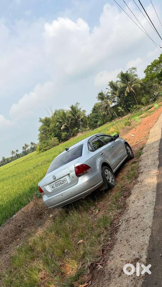 Volkswagen Vento 2011 Petrol 93000 Km Driven