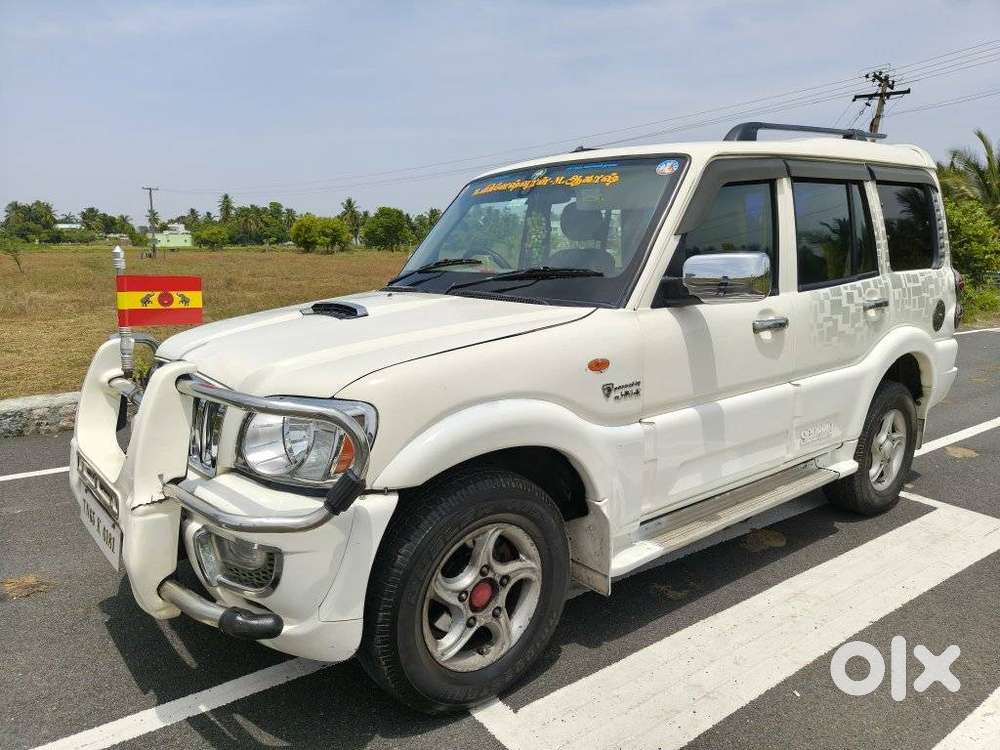 Mahindra Scorpio Vlx 2wd Airbag At Bsiv, 2011