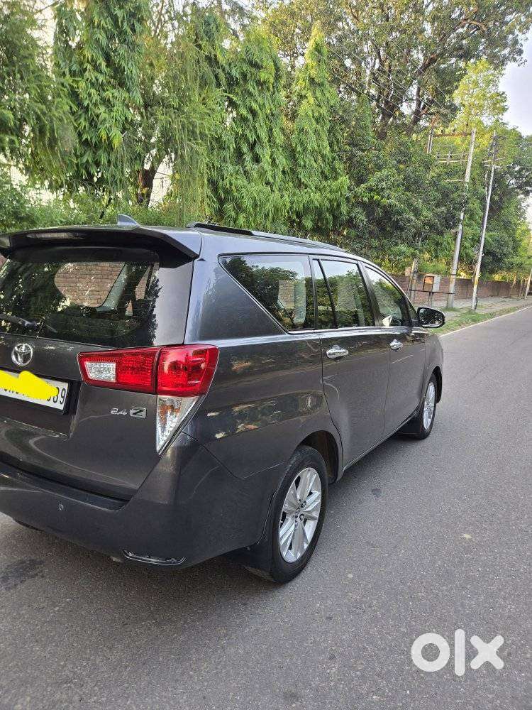 Toyota Innova Crysta 2.4 Z 7 Str, 2017, Diesel