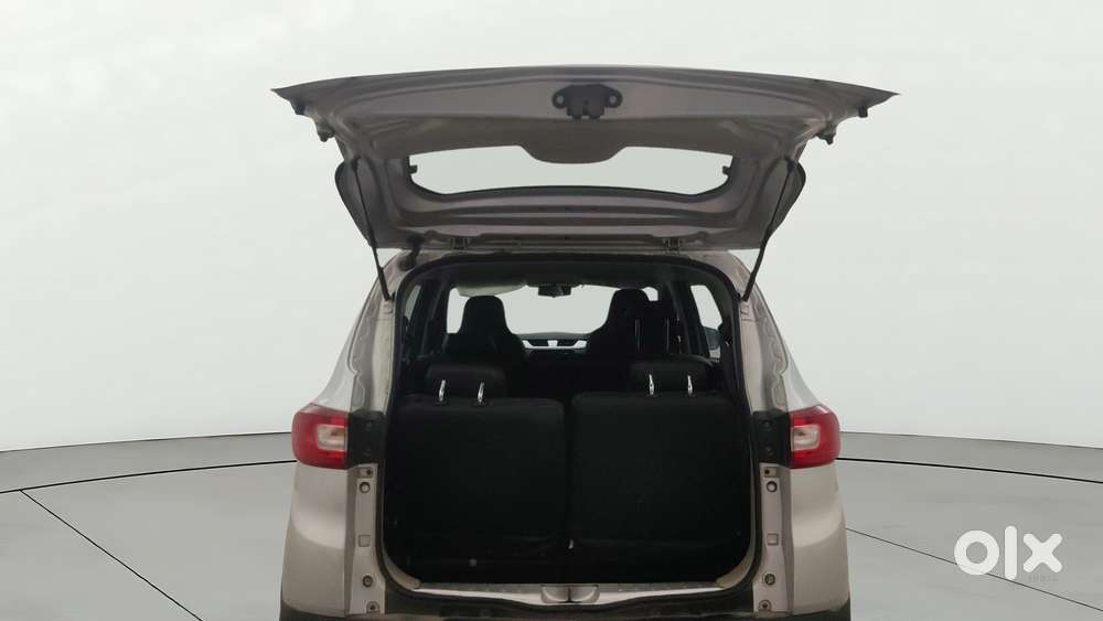 Renault Triber Rxz Easy-r Amt, 2021, Petrol