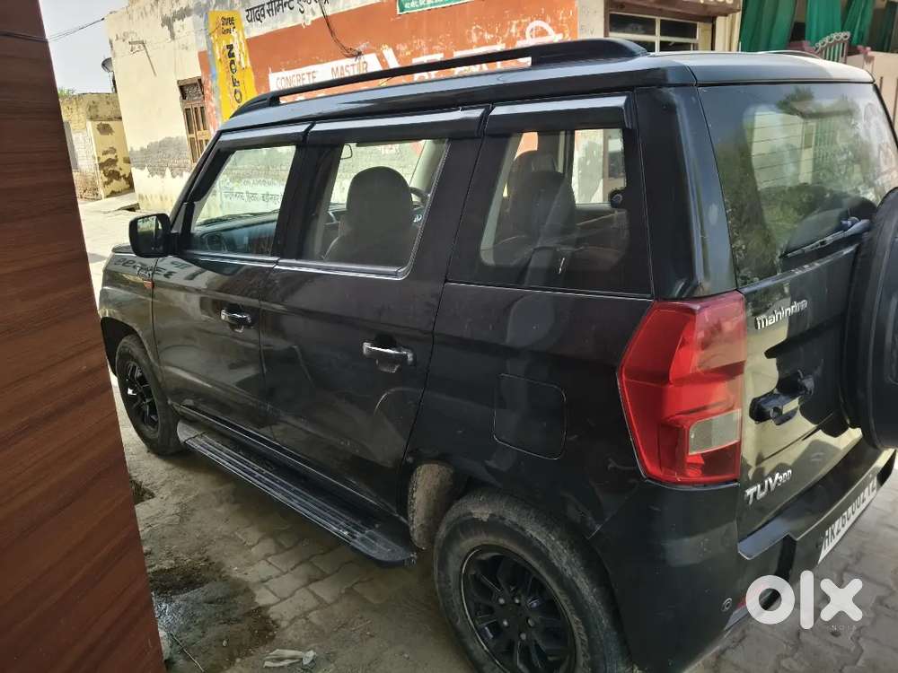 Mahindra Tuv 300 2016