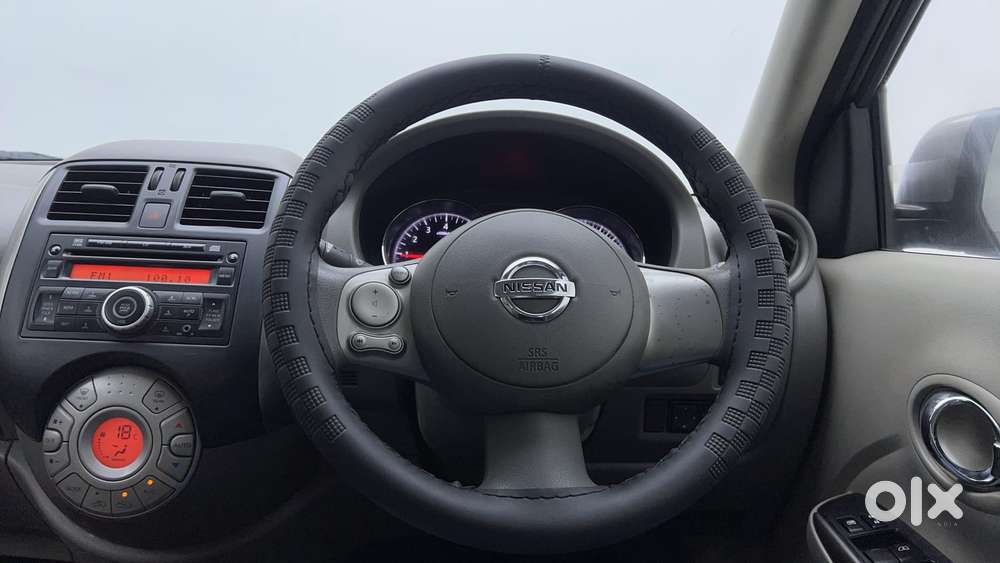 Nissan Sunny Xv, 2012, Petrol