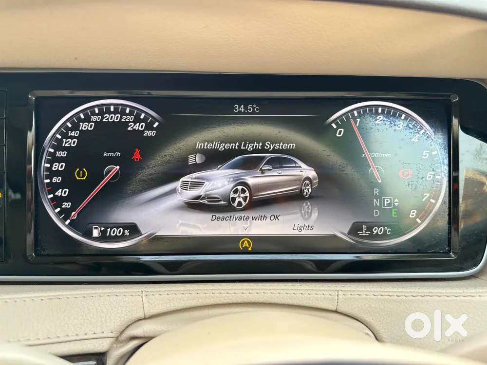 Mercedes Benz
S500