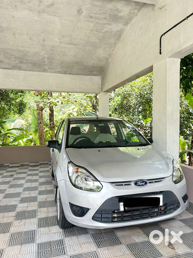 Ford Figo Petrol 2010