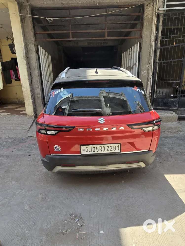 Maruti Suzuki Brezza 2025 Cng & Hybrids 1320 Km Driven