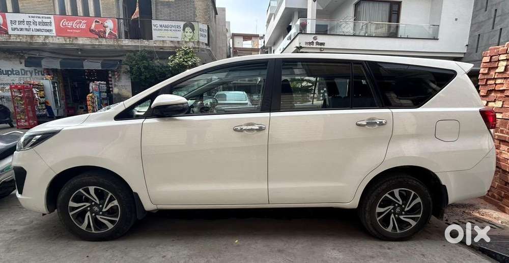 Toyota Innova Crysta 2021 Diesel Well Maintained