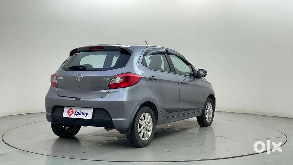 Tata Tiago Xza, 2018, Petrol