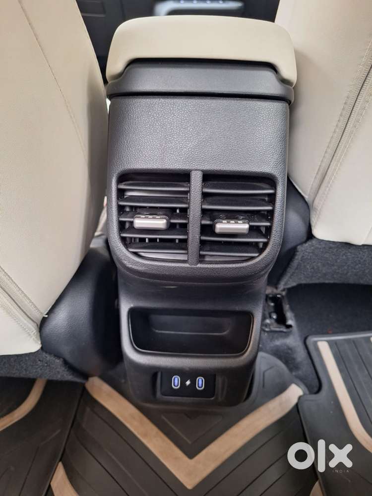 Hyundai Verna 1.5 Sx (o) Vtvt Ivt, 2023, Petrol