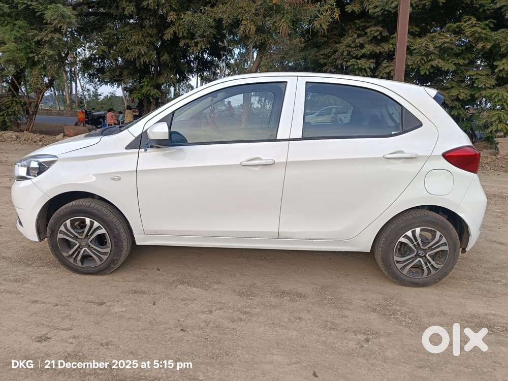 Tata Tiago 1.05 Revotorq Xz, 2020, Petrol