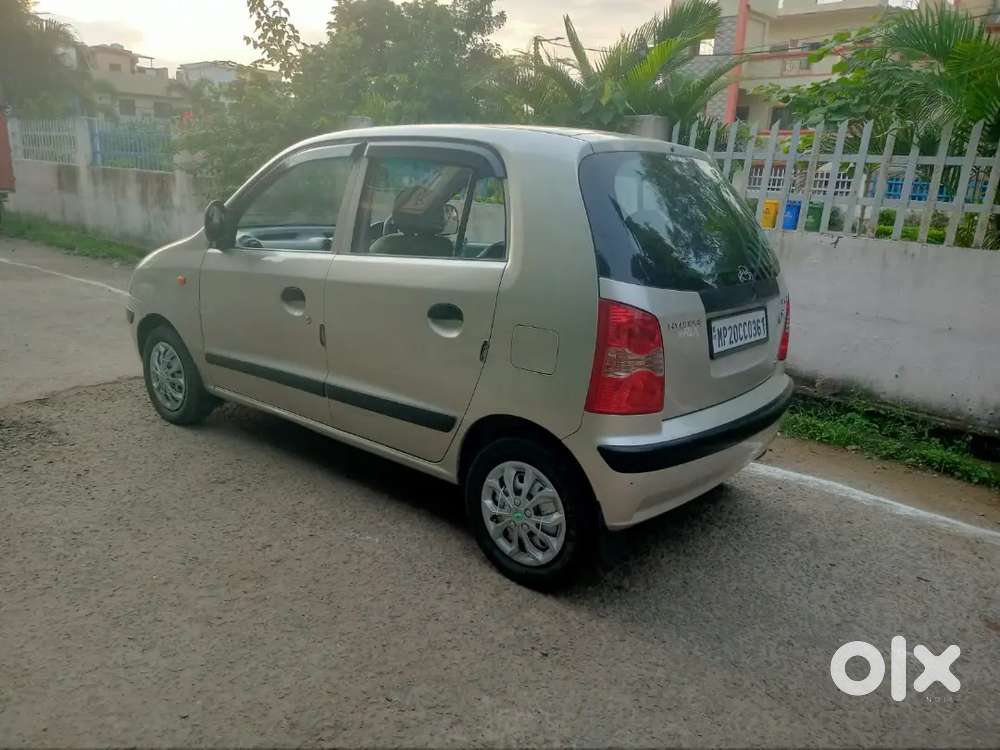 Hyundai Santro Xing 2009 Petrol Showroom Condition Car