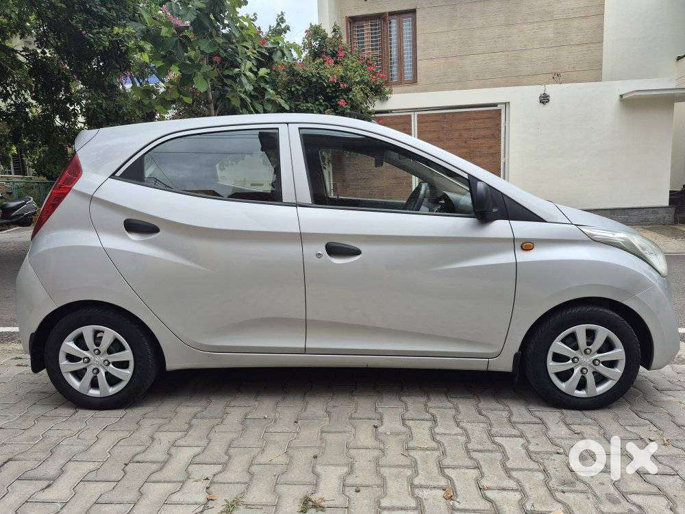 Hyundai Eon Magna +, 2012, Petrol
