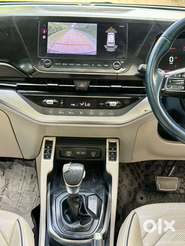 Kia Carens 1.5 Luxury Plus Diesel At 7 Str, 2023, Diesel