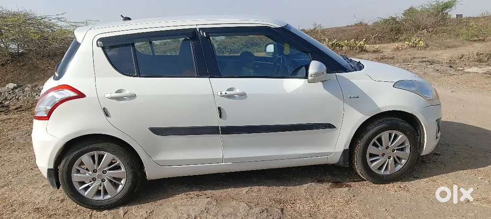 Maruti Suzuki Swift 2017 Diesel 98000 Km Driven