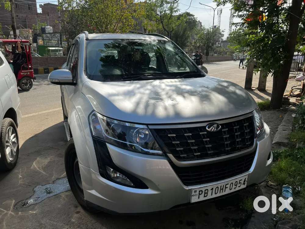 Mahindra Xuv500 2019 Diesel 54279 Km Driven