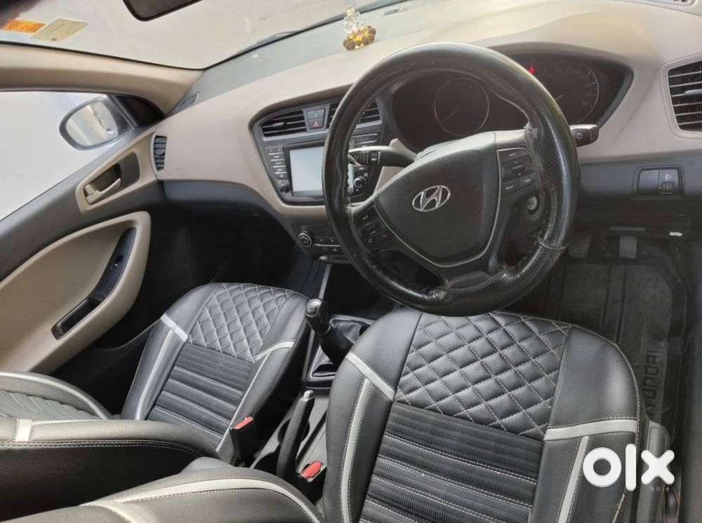 Hyundai I20 2017 Petrol  Well Maintained  64,000 Km